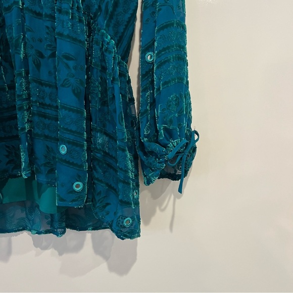 For Love & Lemons J'adore Velvet Long Sleeve Mini Dress in Emerald - Picture 6 of 12